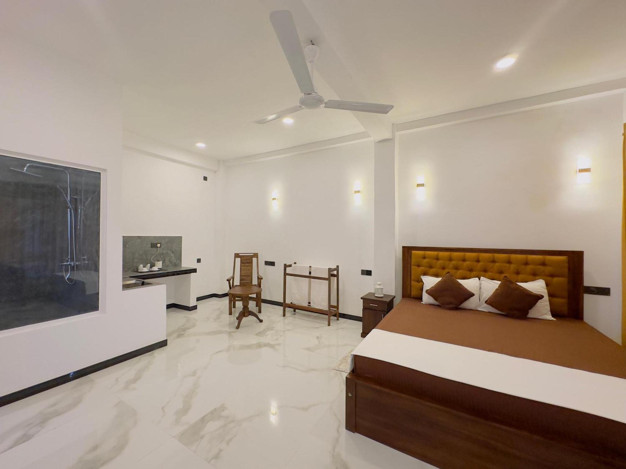 Neo Bay Hotel Weligama Esterno foto