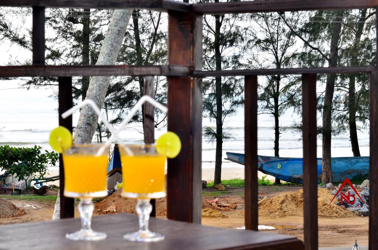 Neo Bay Hotel Weligama Esterno foto